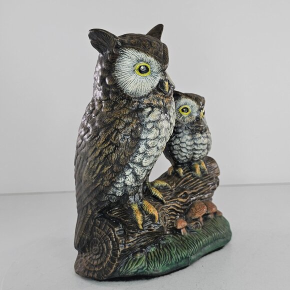 Vintage Owl Mom Baby Perched On Log With Mushrooms Figurine Hand Painted - Picture 2 of 8